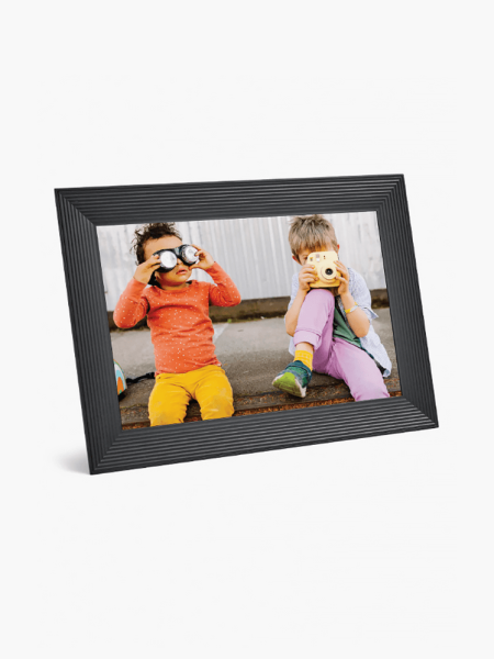 Digital Photo Frame in black with photo in center on light gray background